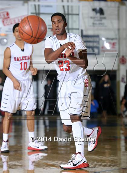 Thumbnail 2 in Sacred Heart Cathedral vs. Salesian College Preparatory (Gridley Invitational) photogallery.