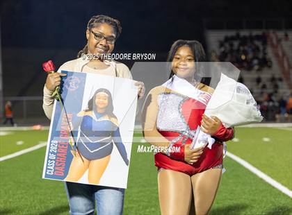 Thumbnail 2 in Stratford @ Whites Creek (Senior Night) photogallery.