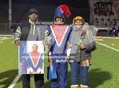 Thumbnail 2 in Stratford @ Whites Creek (Senior Night) photogallery.