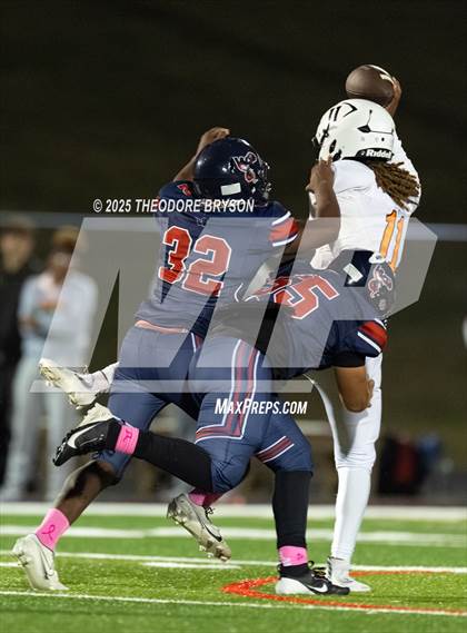Thumbnail 2 in Stratford @ Whites Creek (Senior Night) photogallery.