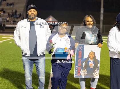 Thumbnail 3 in Stratford @ Whites Creek (Senior Night) photogallery.