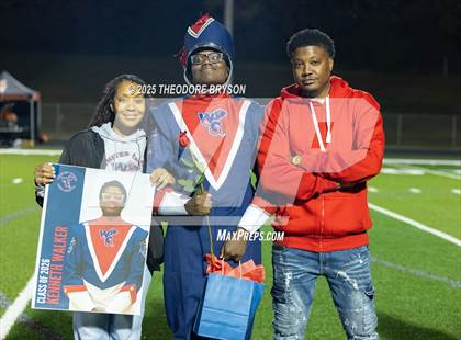 Thumbnail 2 in Stratford @ Whites Creek (Senior Night) photogallery.
