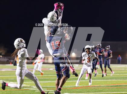 Thumbnail 2 in Stratford @ Whites Creek (Senior Night) photogallery.