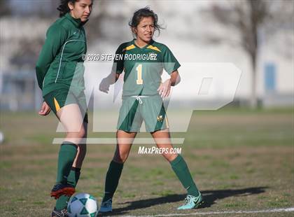 Thumbnail 3 in Hilmar vs. Summerville photogallery.