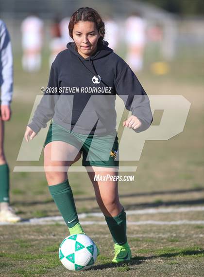 Thumbnail 2 in Hilmar vs. Summerville photogallery.