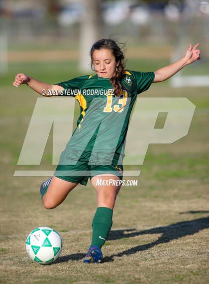 Thumbnail 3 in Hilmar vs. Summerville photogallery.