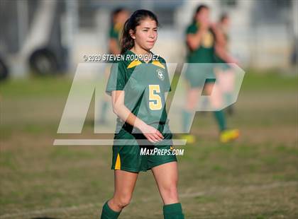 Thumbnail 3 in Hilmar vs. Summerville photogallery.
