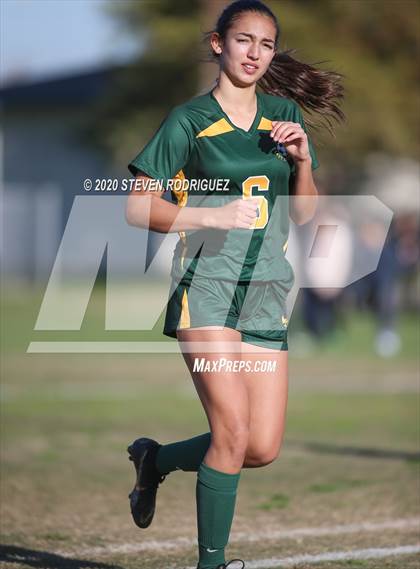 Thumbnail 1 in Hilmar vs. Summerville photogallery.