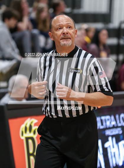 Thumbnail 3 in Brusly vs. Iota (LHSAA 3A Quarterfinal Playoff) photogallery.