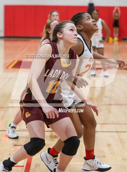 Thumbnail 2 in Brusly vs. Iota (LHSAA 3A Quarterfinal Playoff) photogallery.