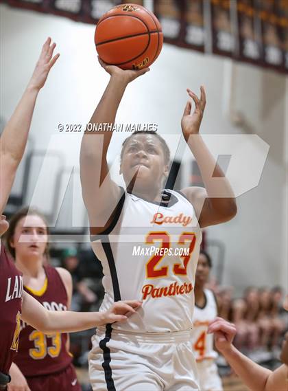 Thumbnail 3 in Brusly vs. Iota (LHSAA 3A Quarterfinal Playoff) photogallery.
