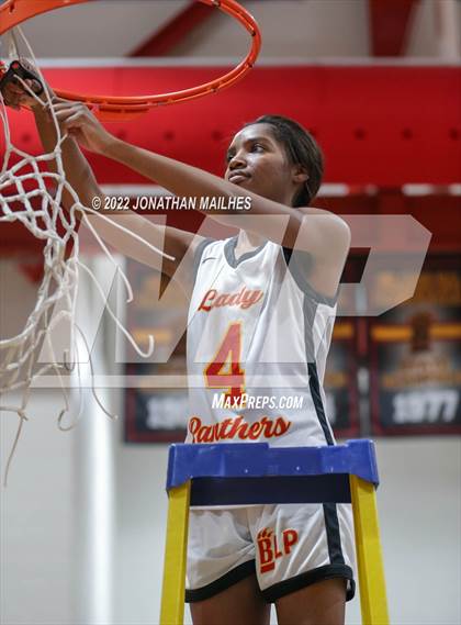 Thumbnail 1 in Brusly vs. Iota (LHSAA 3A Quarterfinal Playoff) photogallery.