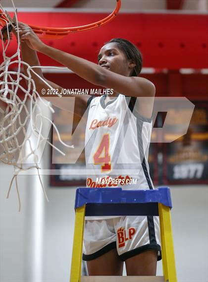 Thumbnail 3 in Brusly vs. Iota (LHSAA 3A Quarterfinal Playoff) photogallery.