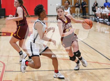 Thumbnail 3 in Brusly vs. Iota (LHSAA 3A Quarterfinal Playoff) photogallery.