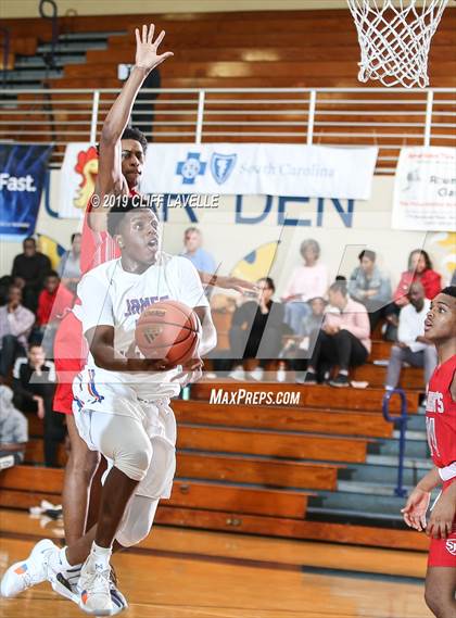 Thumbnail 2 in St. John's vs James Island (Rotary Roundball Classic) photogallery.