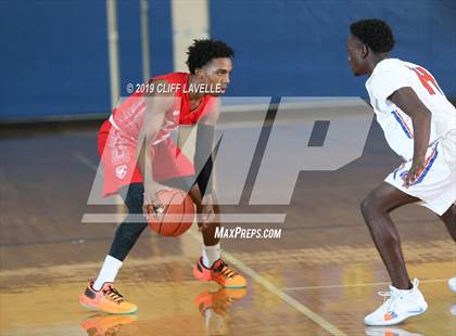 Thumbnail 1 in St. John's vs James Island (Rotary Roundball Classic) photogallery.