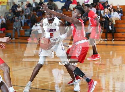 Thumbnail 3 in St. John's vs James Island (Rotary Roundball Classic) photogallery.