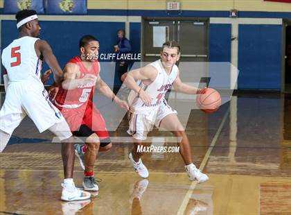 Thumbnail 2 in St. John's vs James Island (Rotary Roundball Classic) photogallery.
