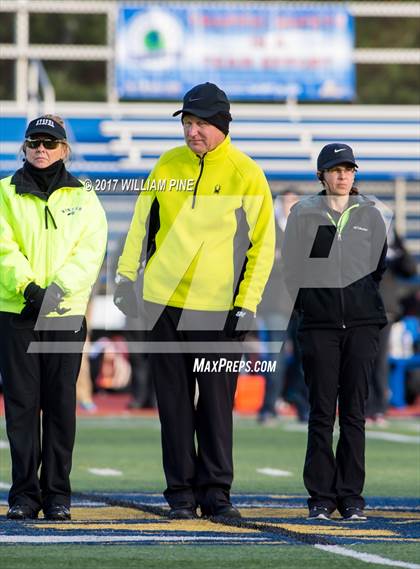 Thumbnail 3 in Mendon vs. Vestal (NYSPHSAA Class B Semifinal) photogallery.