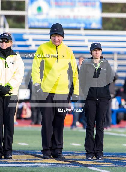 Thumbnail 2 in Mendon vs. Vestal (NYSPHSAA Class B Semifinal) photogallery.