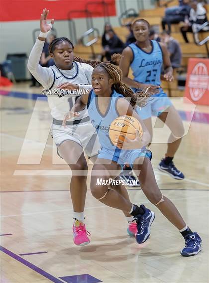 Thumbnail 2 in Norcross vs Lovejoy (Hawks-Naismith Holiday Classic) photogallery.