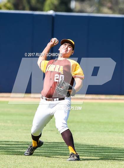 Thumbnail 1 in Brawley vs. Serra (CIF SDS Division 3 Final) photogallery.
