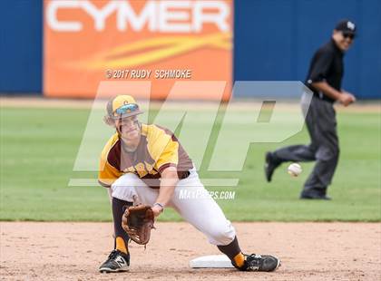 Thumbnail 2 in Brawley vs. Serra (CIF SDS Division 3 Final) photogallery.