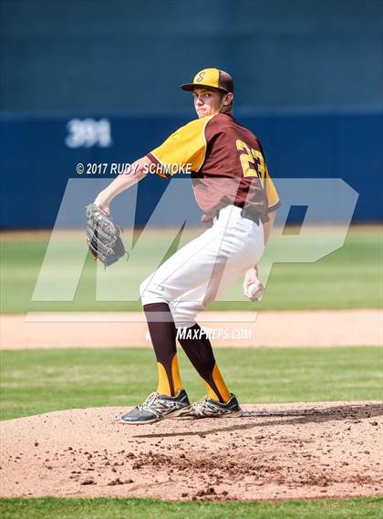 Thumbnail 1 in Brawley vs. Serra (CIF SDS Division 3 Final) photogallery.