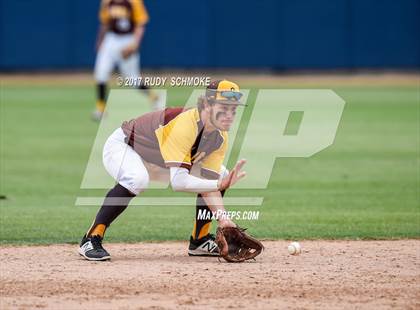 Thumbnail 2 in Brawley vs. Serra (CIF SDS Division 3 Final) photogallery.
