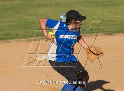 Thumbnail 2 in Jessieville vs Perryville (AAA 3A-2 District Playoff) photogallery.