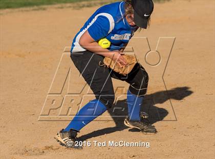 Thumbnail 3 in Jessieville vs Perryville (AAA 3A-2 District Playoff) photogallery.