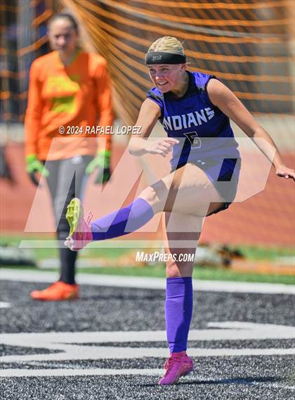 Thumbnail 3 in Hendrickson vs. Port Neches-Groves (UIL Soccer 5A Region 3 Regional Semifinal) photogallery.