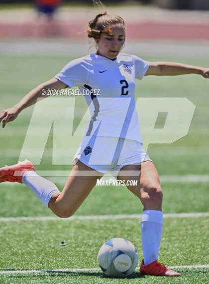 Thumbnail 3 in Hendrickson vs. Port Neches-Groves (UIL Soccer 5A Region 3 Regional Semifinal) photogallery.