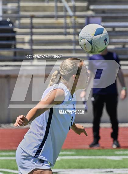 Thumbnail 3 in Hendrickson vs. Port Neches-Groves (UIL Soccer 5A Region 3 Regional Semifinal) photogallery.