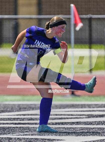 Thumbnail 1 in Hendrickson vs. Port Neches-Groves (UIL Soccer 5A Region 3 Regional Semifinal) photogallery.