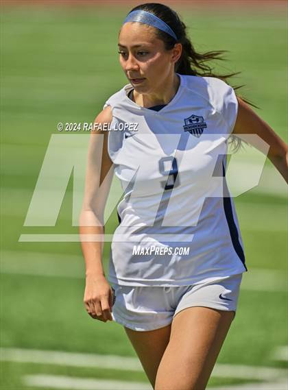 Thumbnail 3 in Hendrickson vs. Port Neches-Groves (UIL Soccer 5A Region 3 Regional Semifinal) photogallery.