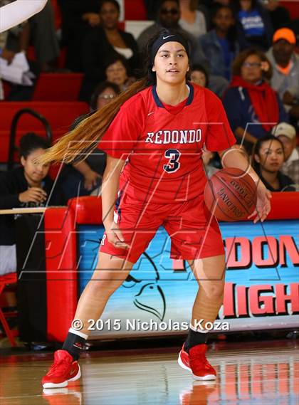Thumbnail 3 in Windward vs. Redondo Union (Battle at the Beach Classic) photogallery.
