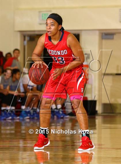 Thumbnail 2 in Windward vs. Redondo Union (Battle at the Beach Classic) photogallery.