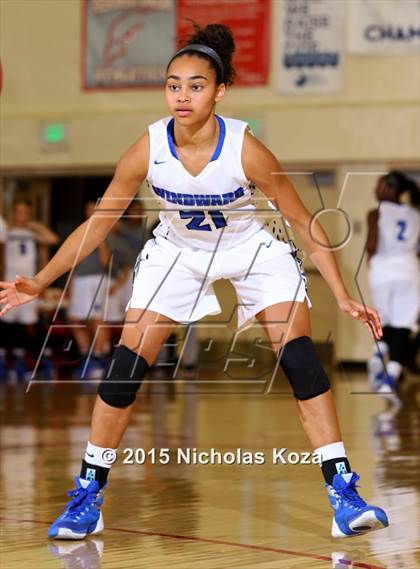Thumbnail 2 in Windward vs. Redondo Union (Battle at the Beach Classic) photogallery.