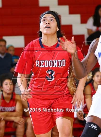 Thumbnail 1 in Windward vs. Redondo Union (Battle at the Beach Classic) photogallery.