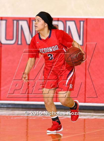 Thumbnail 1 in Windward vs. Redondo Union (Battle at the Beach Classic) photogallery.