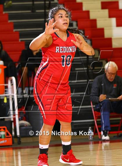 Thumbnail 3 in Windward vs. Redondo Union (Battle at the Beach Classic) photogallery.