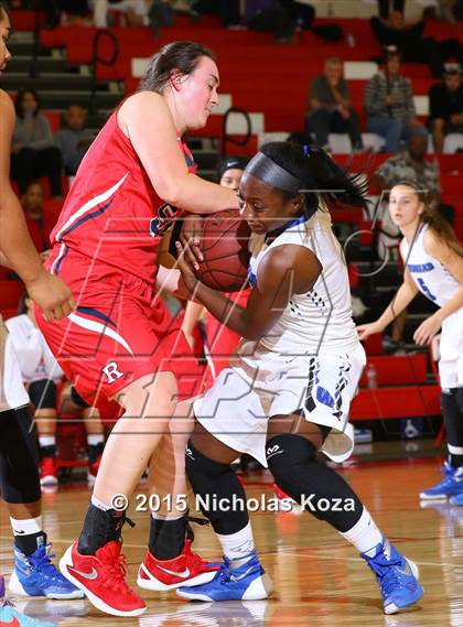 Thumbnail 2 in Windward vs. Redondo Union (Battle at the Beach Classic) photogallery.