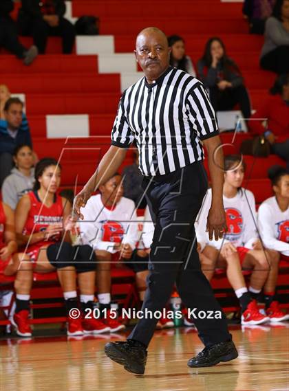 Thumbnail 3 in Windward vs. Redondo Union (Battle at the Beach Classic) photogallery.