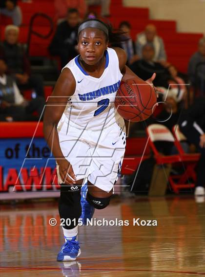 Thumbnail 2 in Windward vs. Redondo Union (Battle at the Beach Classic) photogallery.