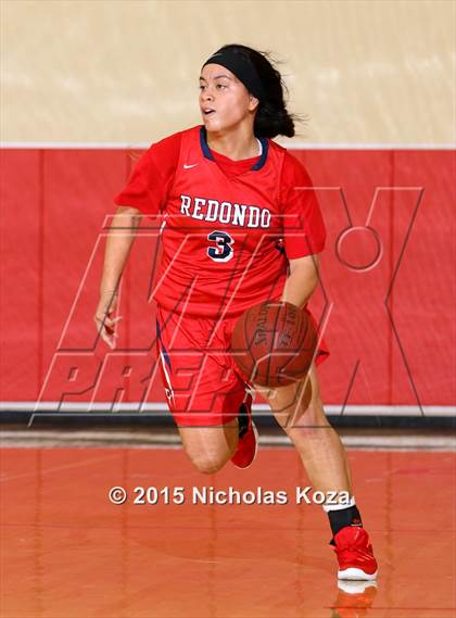 Thumbnail 1 in Windward vs. Redondo Union (Battle at the Beach Classic) photogallery.