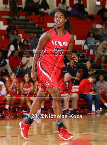Thumbnail 3 in Windward vs. Redondo Union (Battle at the Beach Classic) photogallery.
