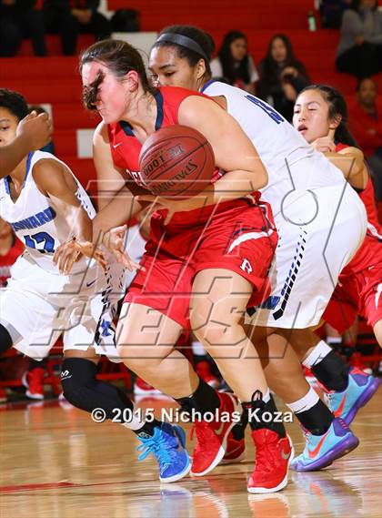 Thumbnail 1 in Windward vs. Redondo Union (Battle at the Beach Classic) photogallery.