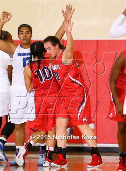 Thumbnail 2 in Windward vs. Redondo Union (Battle at the Beach Classic) photogallery.