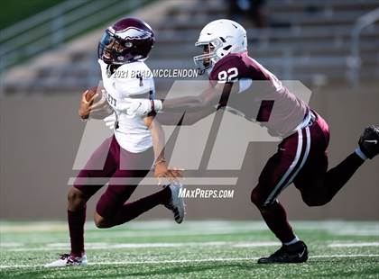 Thumbnail 3 in Rowlett vs Plano photogallery.